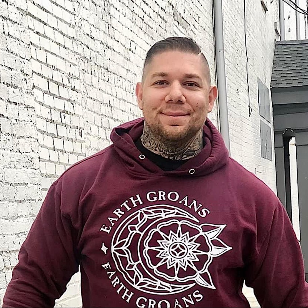 Meet your Posher, Josiah